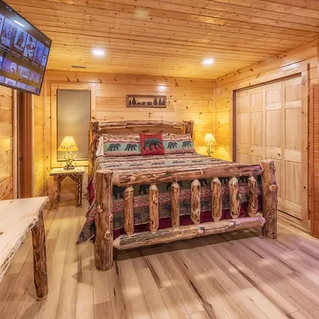Real Log Cabin With Amazing Views, Hot Tub, Sauna, Games Gatlinburg Exterior photo