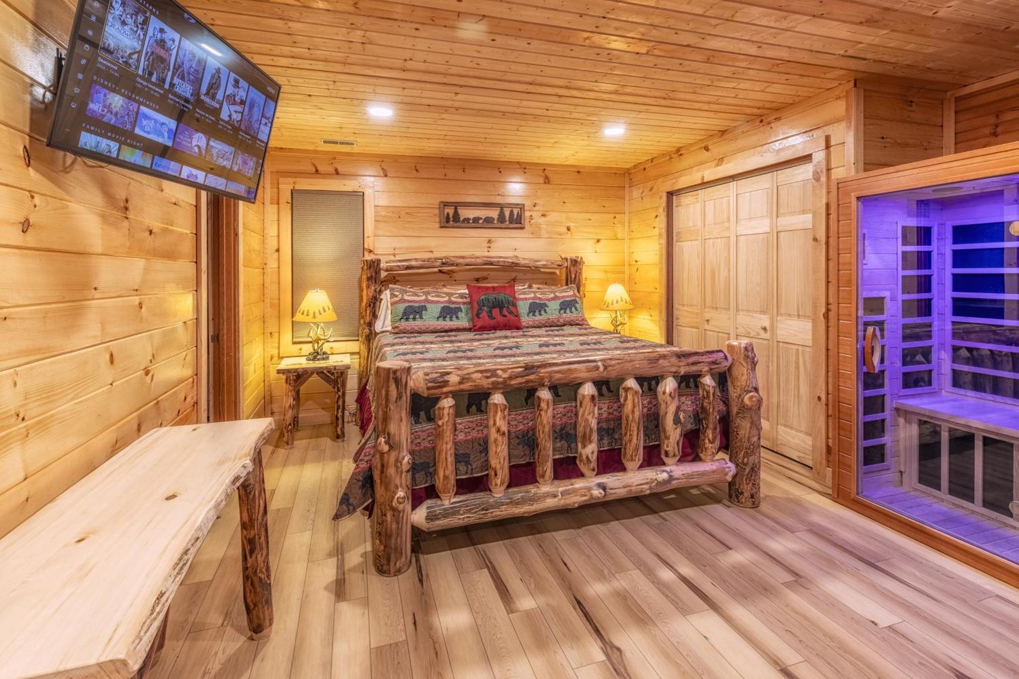 Casa de Férias Real Log With Amazing Views, Hot Tub, Sauna, Games