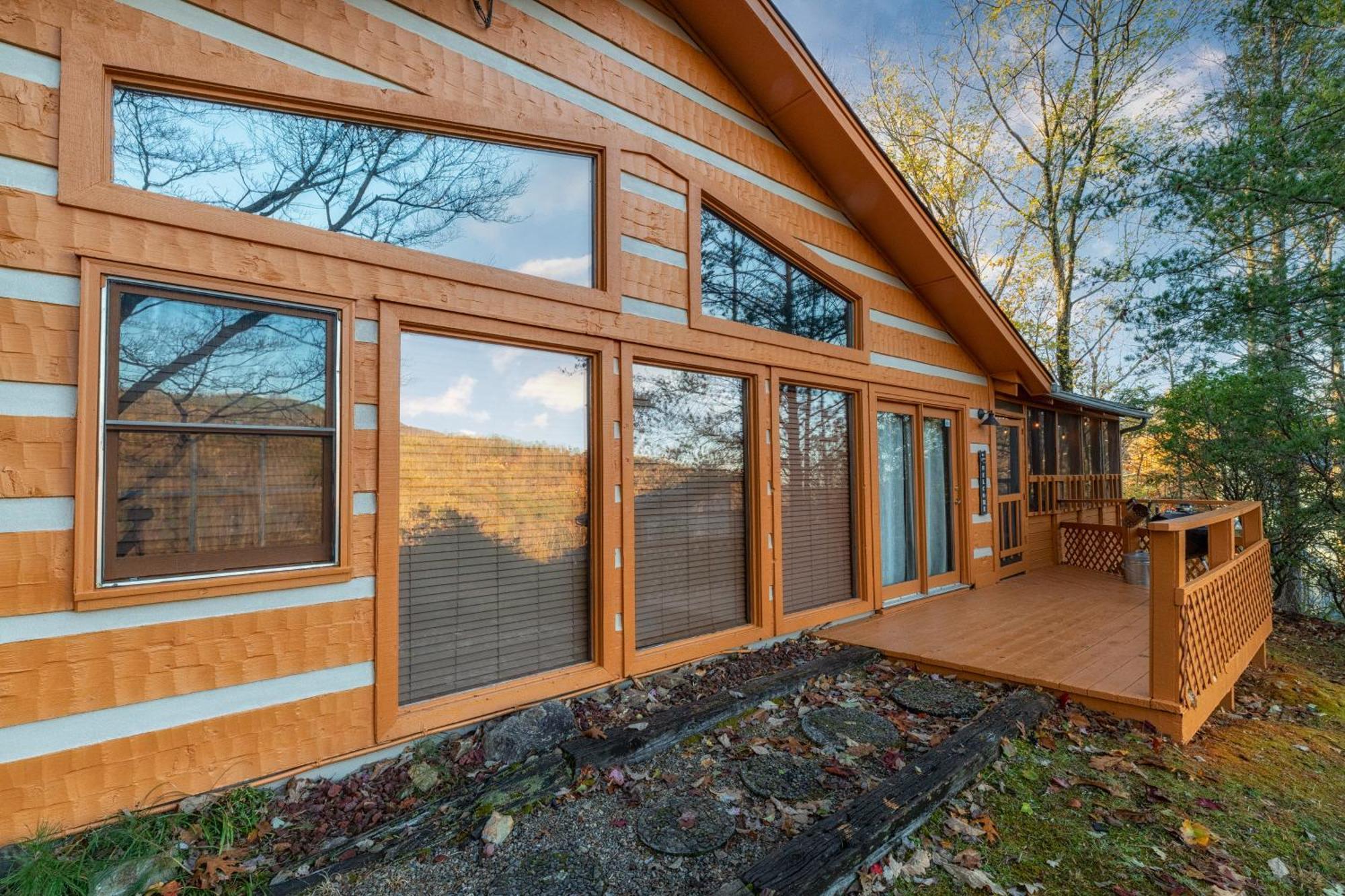 Real Log With Amazing Views, Hot Tub, Sauna, Games Ferienhaus Gatlinburg
